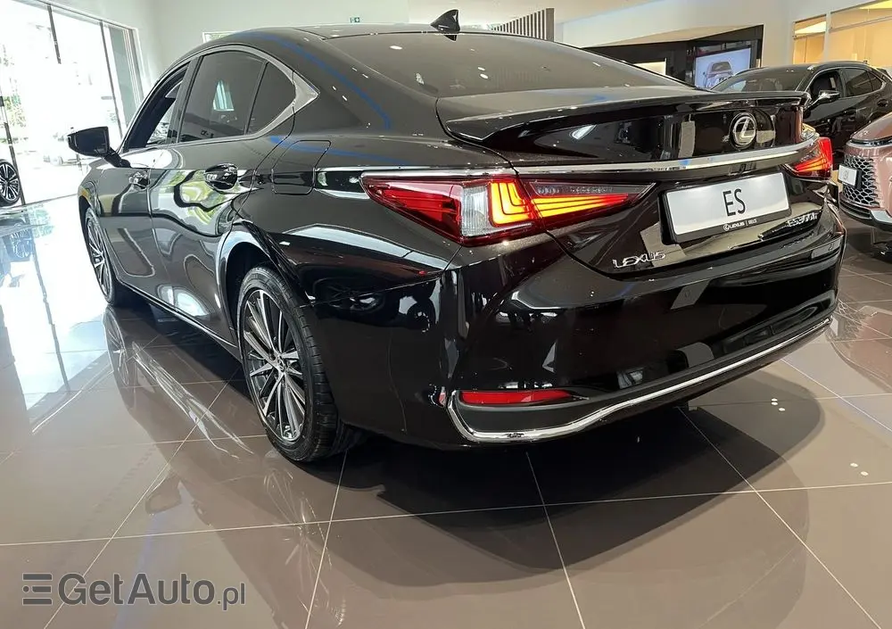 LEXUS ES 300h Business Edition