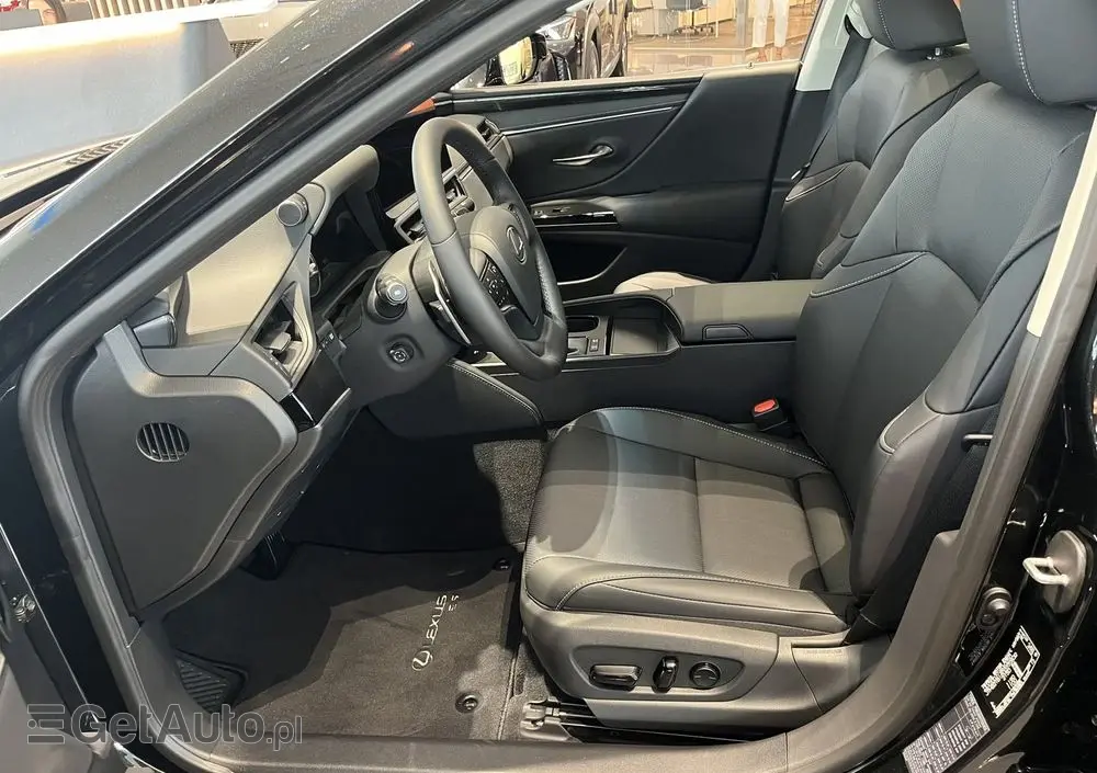 LEXUS ES 300h Business Edition