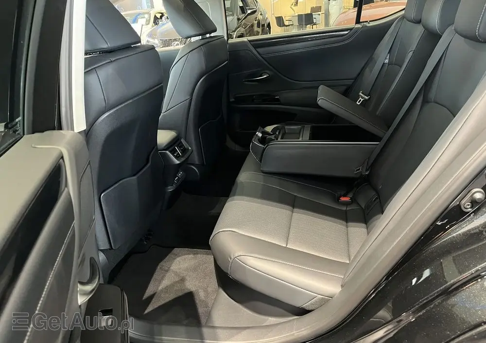 LEXUS ES 300h Business Edition