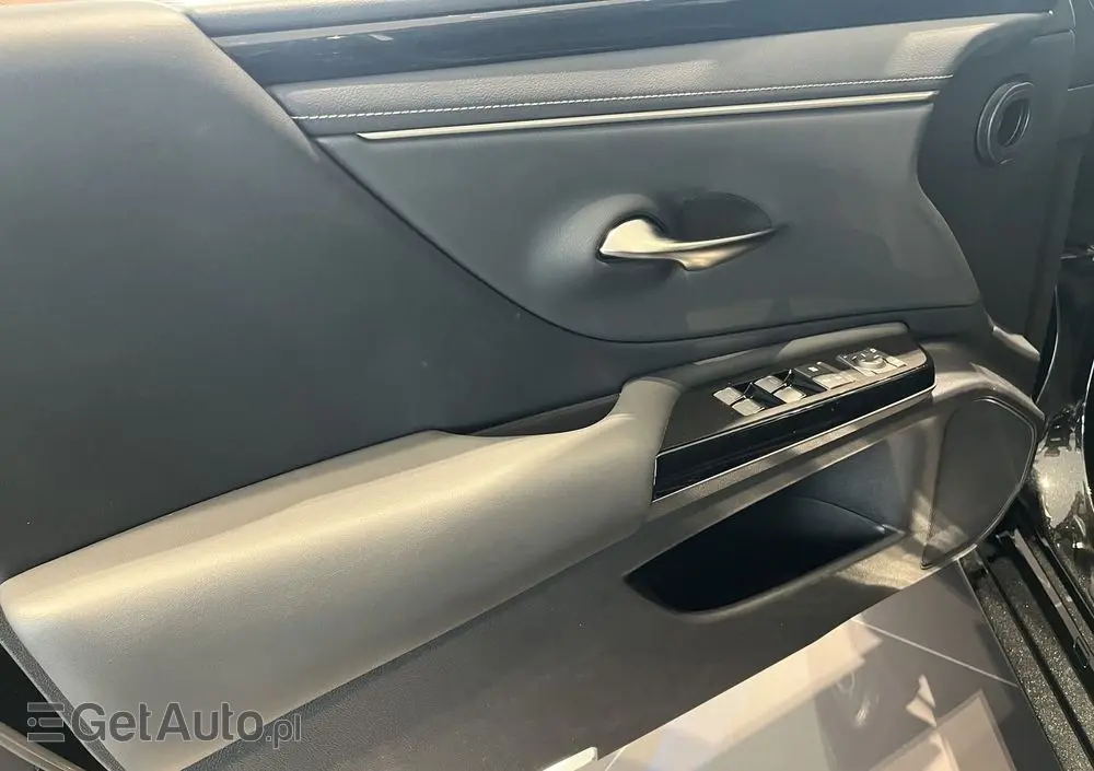 LEXUS ES 300h Business Edition