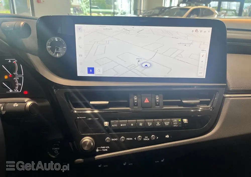 LEXUS ES 300h Business Edition