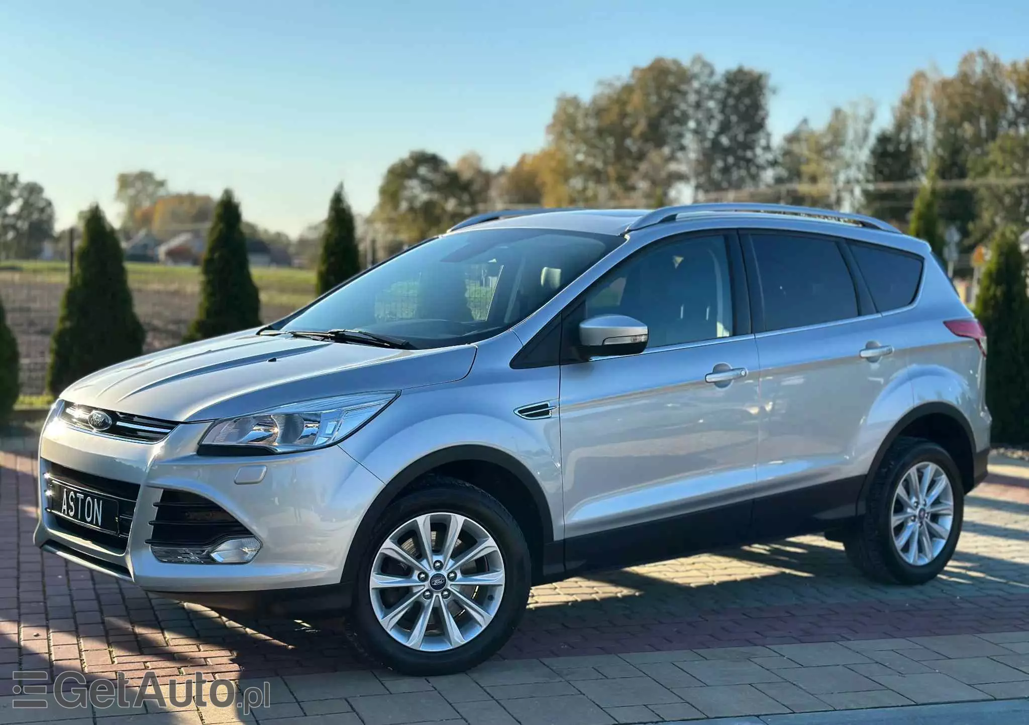 FORD Kuga 2.0 TDCi 2x4 Titanium