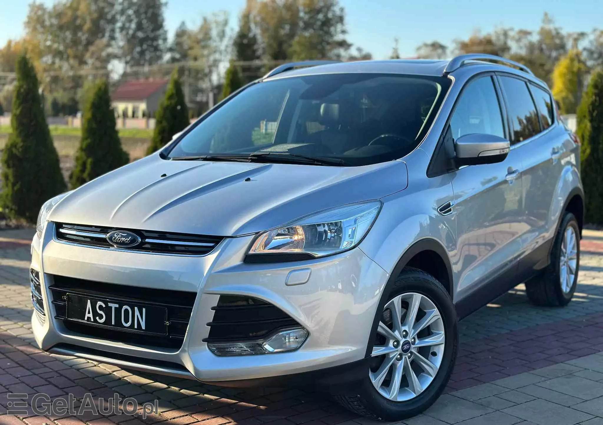 FORD Kuga 2.0 TDCi 2x4 Titanium