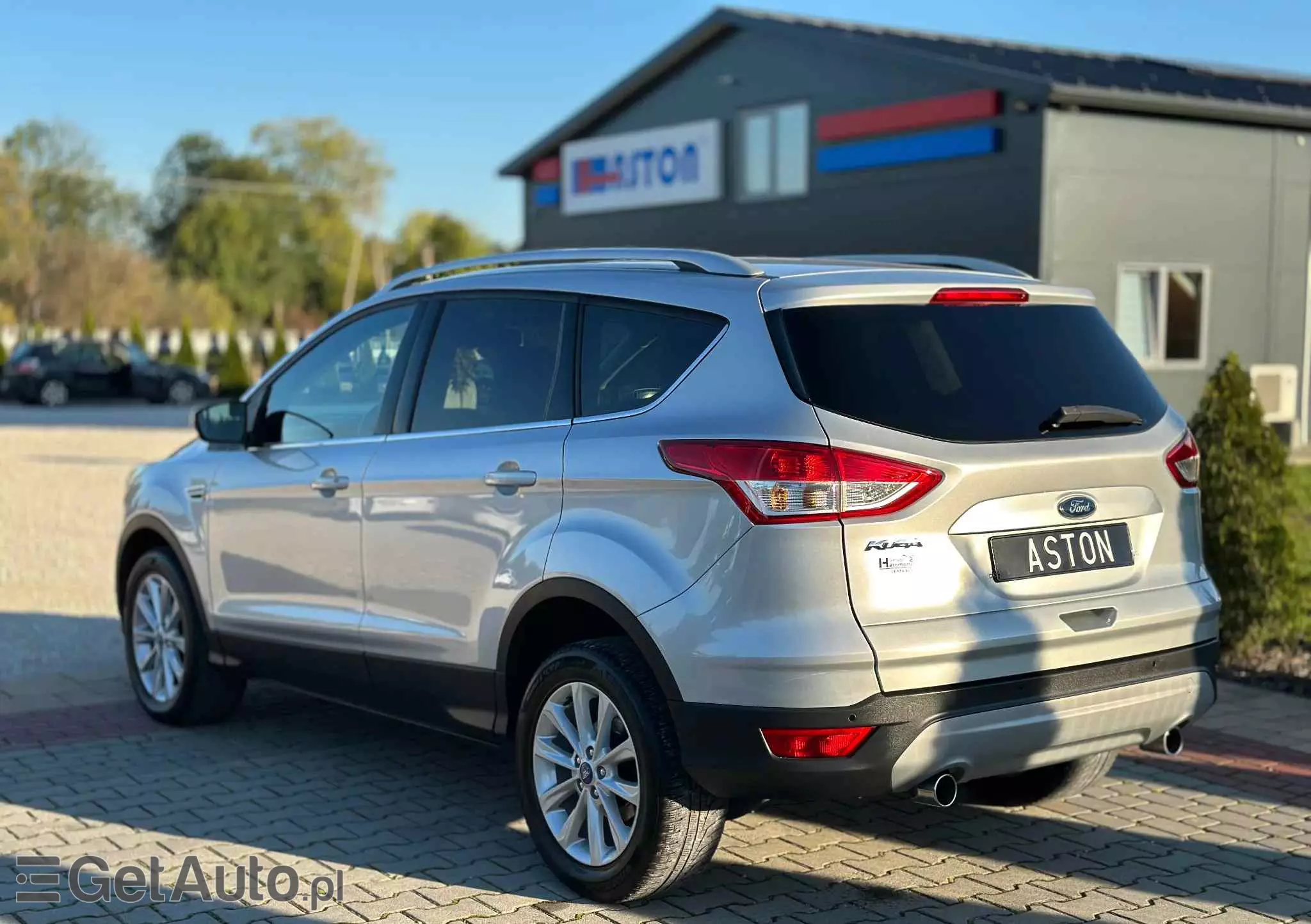 FORD Kuga 2.0 TDCi 2x4 Titanium