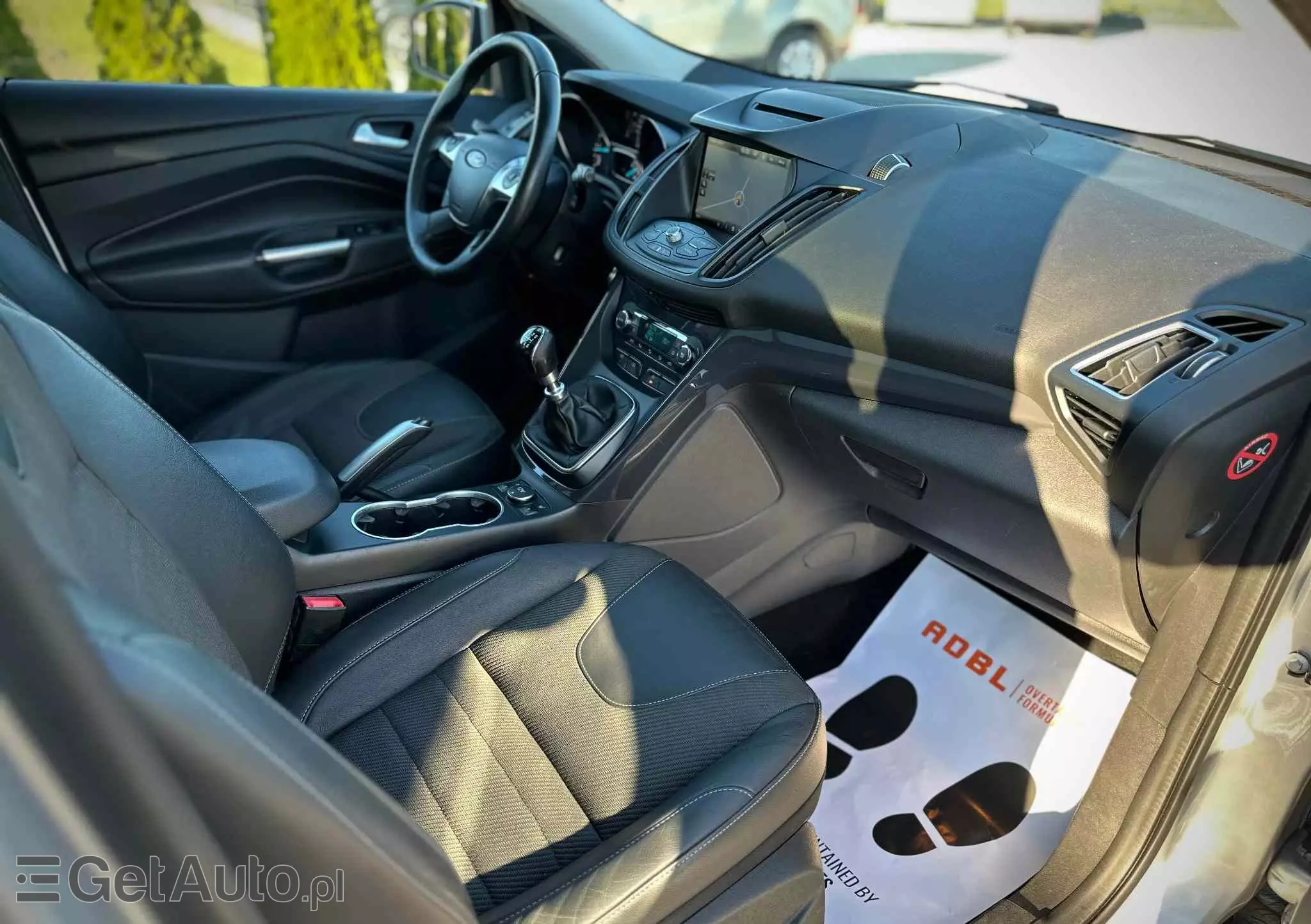 FORD Kuga 2.0 TDCi 2x4 Titanium