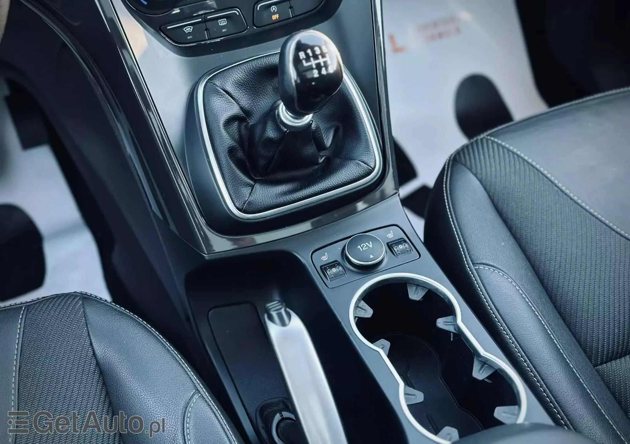 FORD Kuga 2.0 TDCi 2x4 Titanium