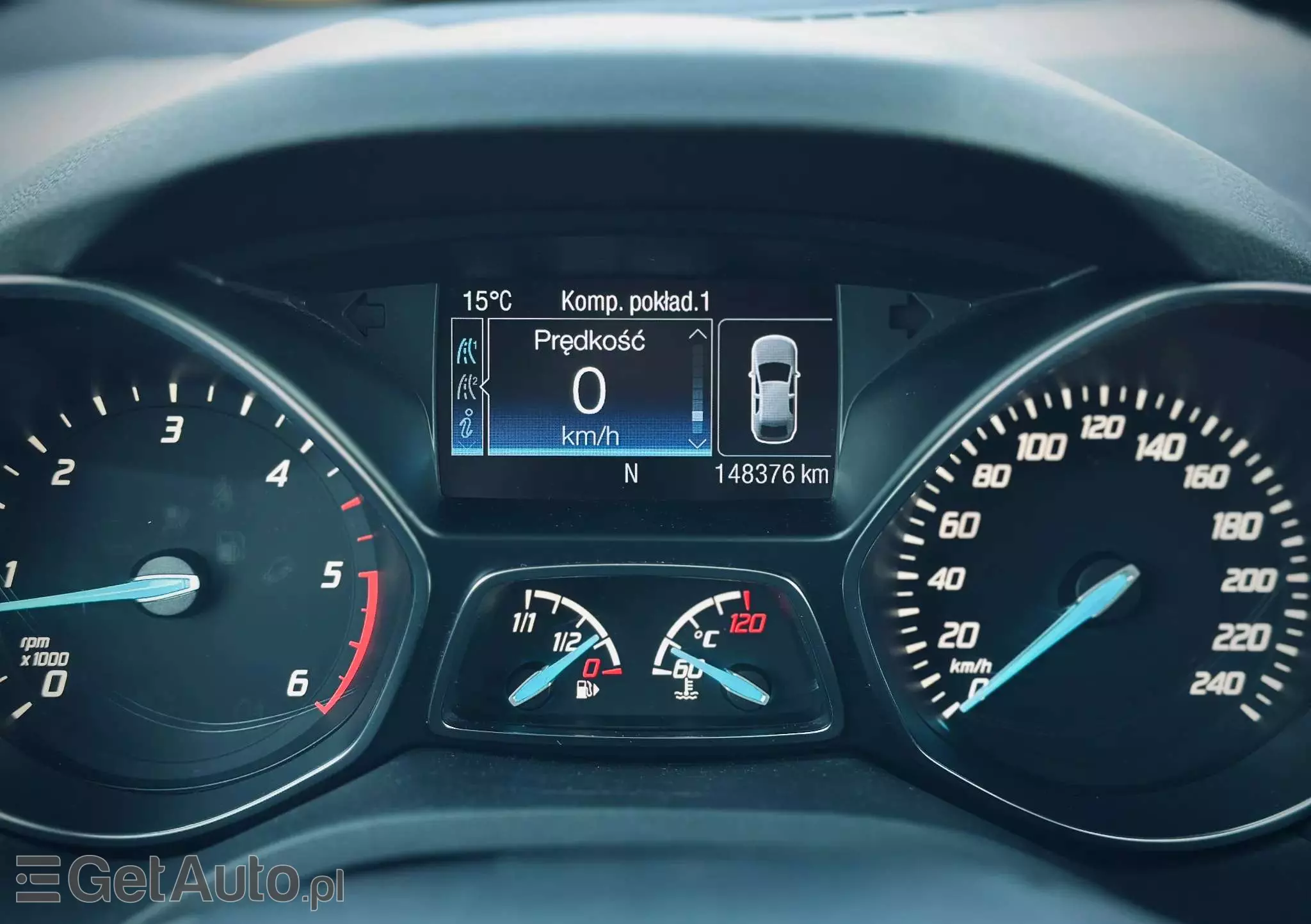 FORD Kuga 2.0 TDCi 2x4 Titanium