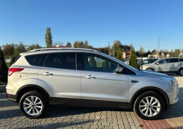 FORD Kuga 2.0 TDCi 2x4 Titanium