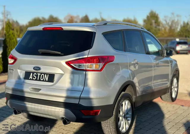 FORD Kuga 2.0 TDCi 2x4 Titanium