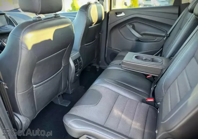 FORD Kuga 2.0 TDCi 2x4 Titanium