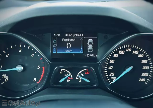 FORD Kuga 2.0 TDCi 2x4 Titanium