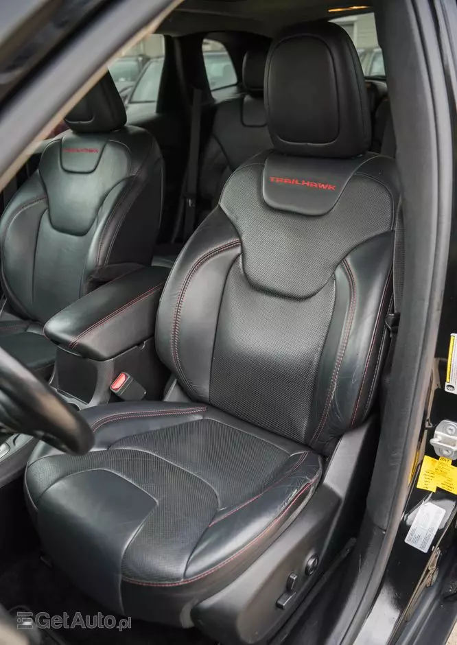 JEEP Cherokee 3.2 V6 Active Drive Lock Trailhawk