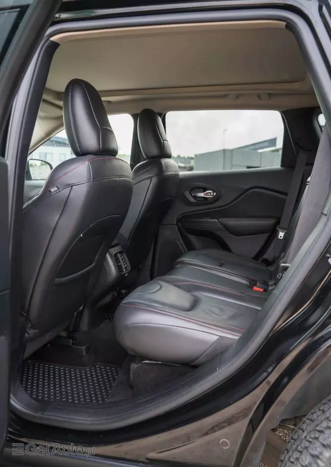 JEEP Cherokee 3.2 V6 Active Drive Lock Trailhawk