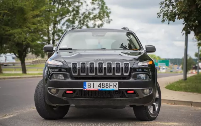 JEEP Cherokee 3.2 V6 Active Drive Lock Trailhawk