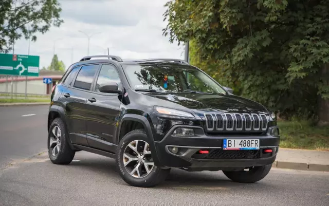 JEEP Cherokee 3.2 V6 Active Drive Lock Trailhawk
