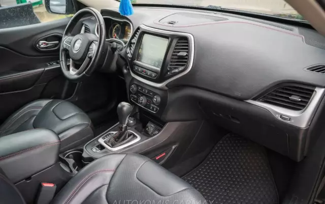 JEEP Cherokee 3.2 V6 Active Drive Lock Trailhawk