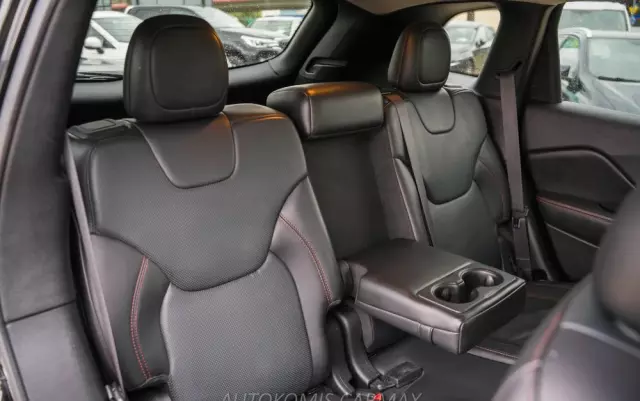 JEEP Cherokee 3.2 V6 Active Drive Lock Trailhawk