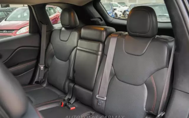 JEEP Cherokee 3.2 V6 Active Drive Lock Trailhawk