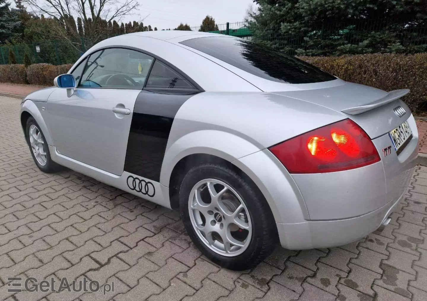 AUDI TT 