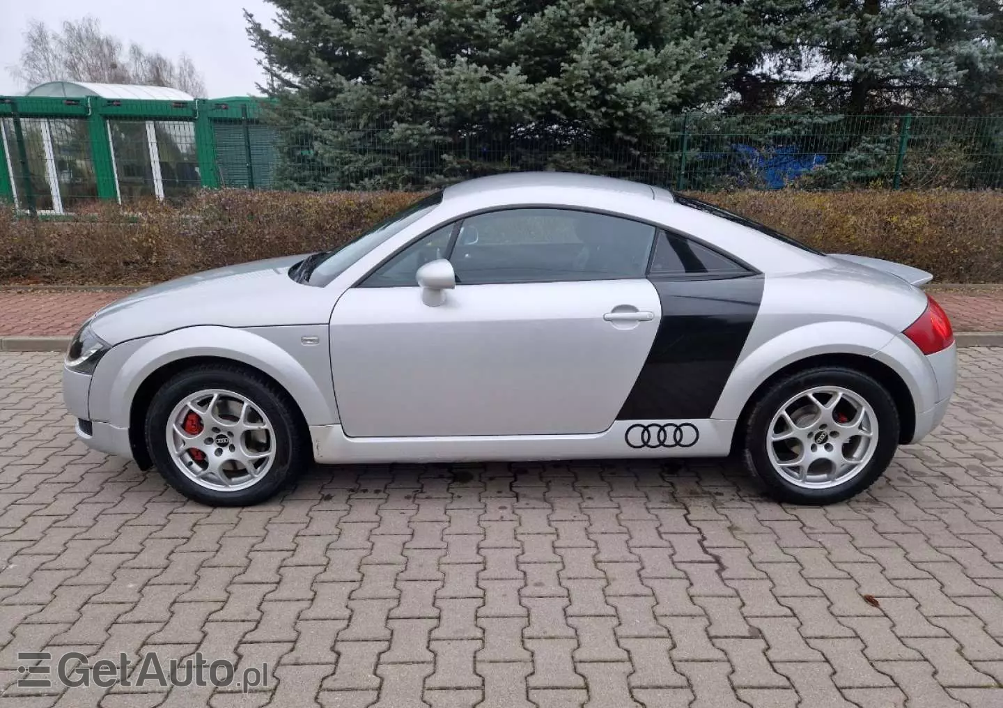 AUDI TT 