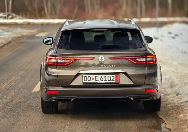 RENAULT Talisman ENERGY dCi 160 EDC INITIALE PARIS