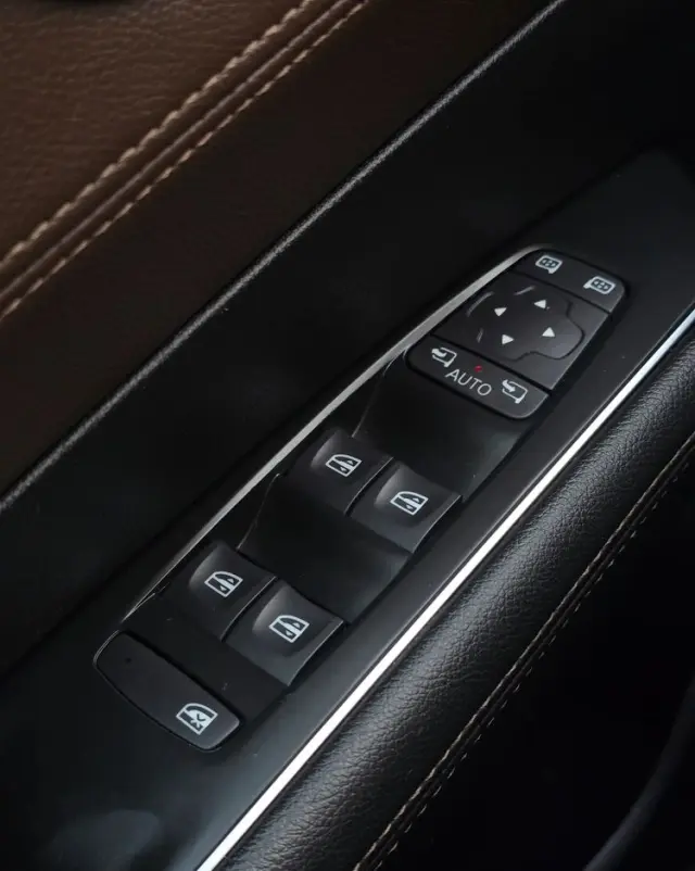 RENAULT Talisman ENERGY dCi 160 EDC INITIALE PARIS