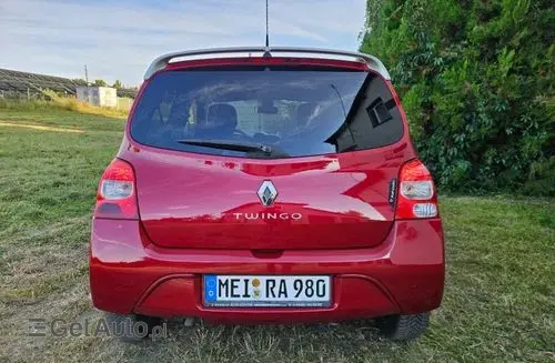 RENAULT Twingo 
