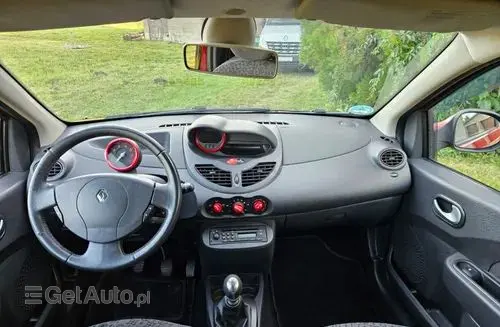 RENAULT Twingo 
