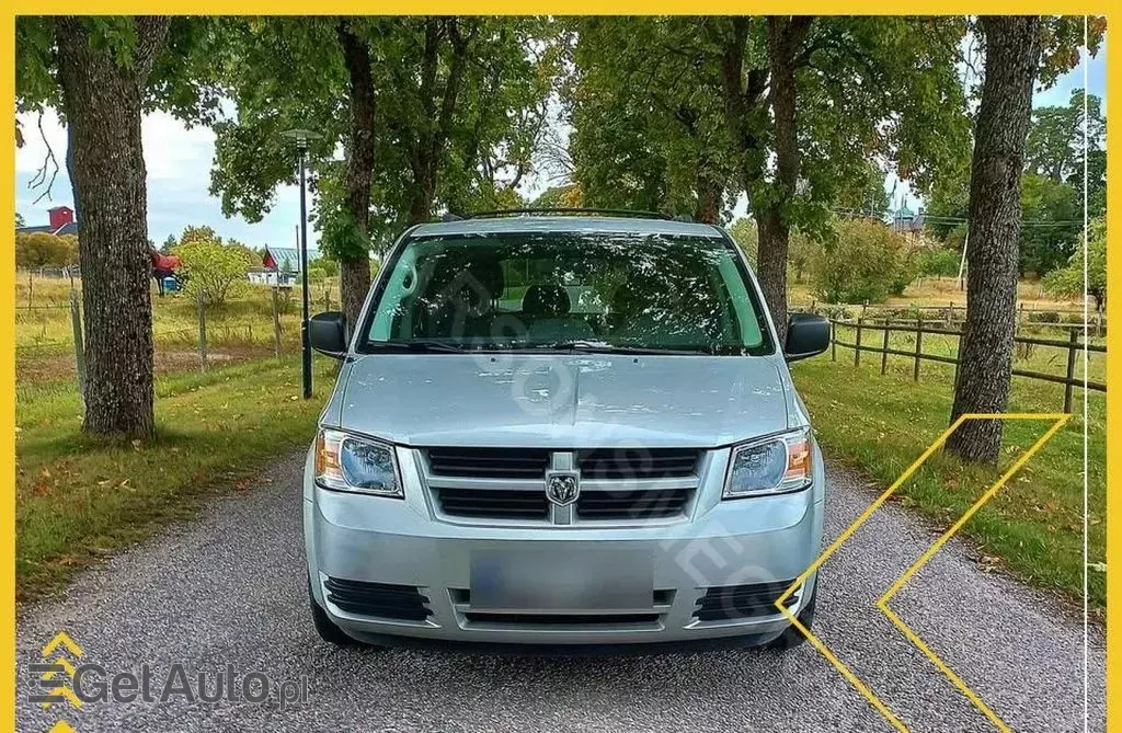 DODGE Caravan 