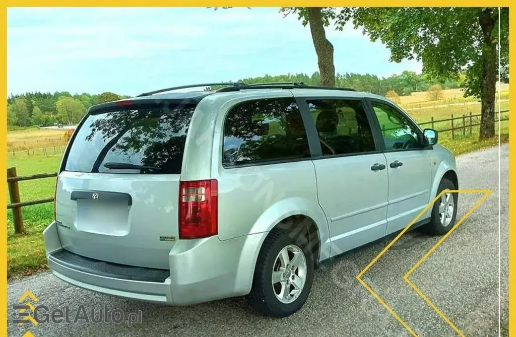 DODGE Caravan 