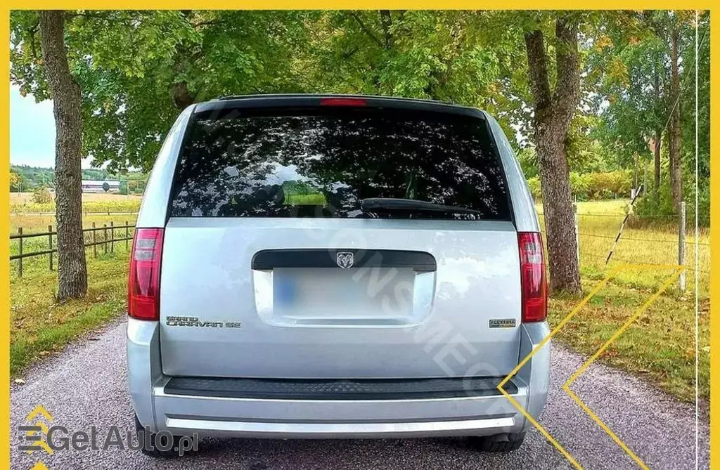 DODGE Caravan 