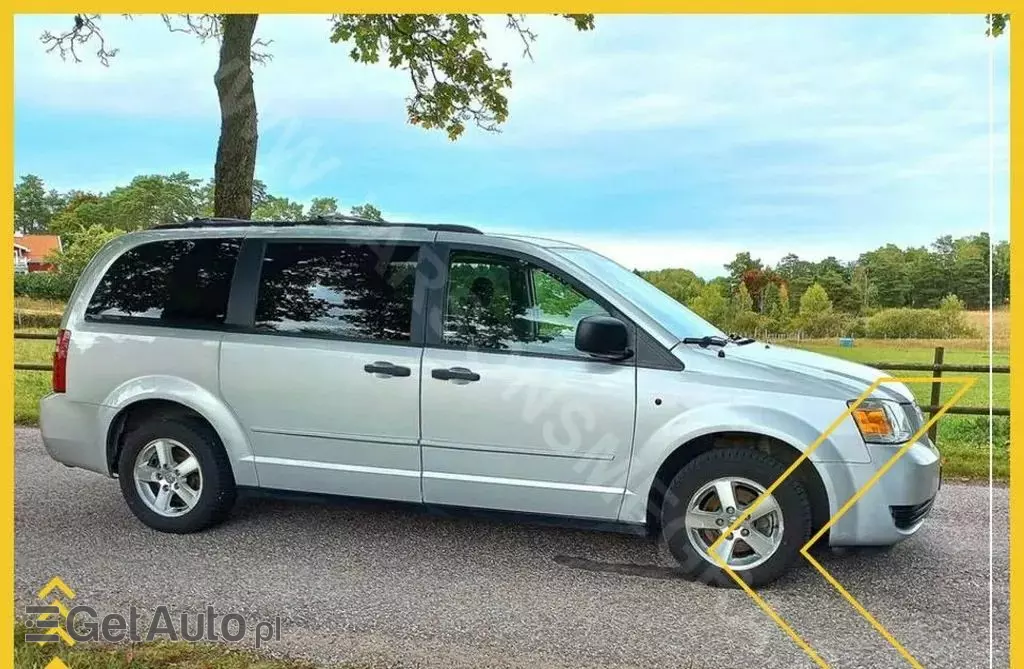 DODGE Caravan 
