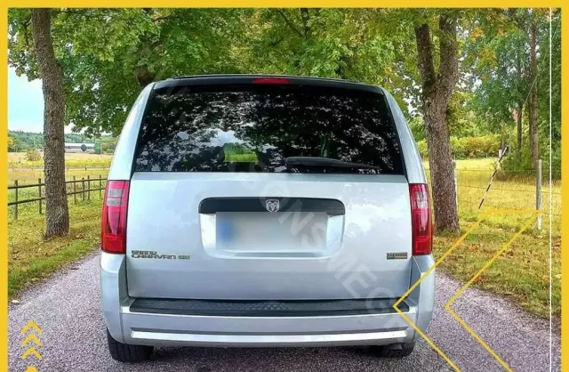 DODGE Caravan 