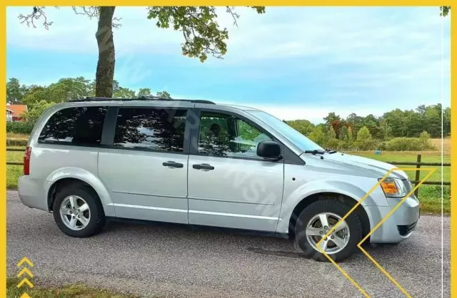DODGE Caravan 