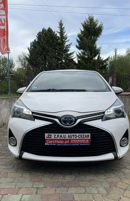 TOYOTA Yaris 