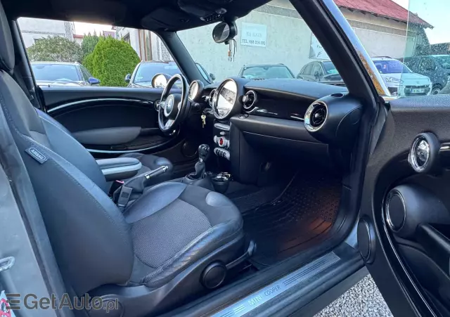 MINI Cooper 