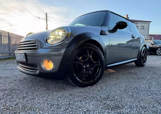MINI Cooper 