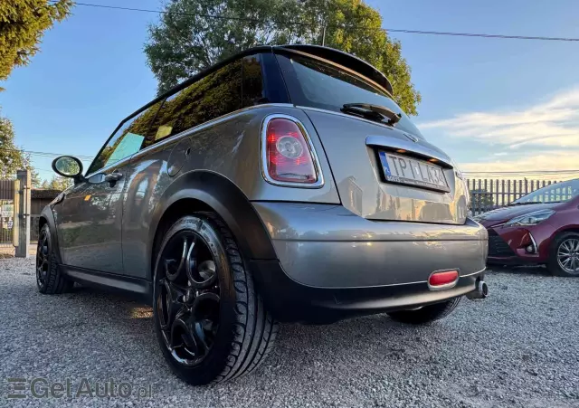 MINI Cooper 