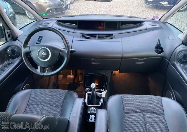 RENAULT Grand Espace 2.0 Authentique