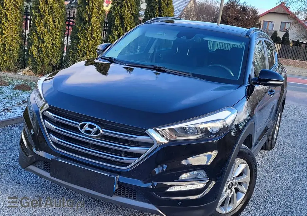 HYUNDAI Tucson Blue 1.7 CRDi 2WD Advantage