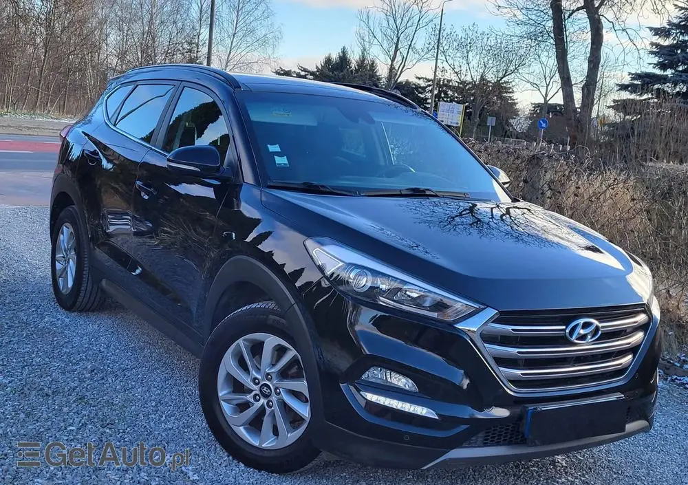 HYUNDAI Tucson Blue 1.7 CRDi 2WD Advantage