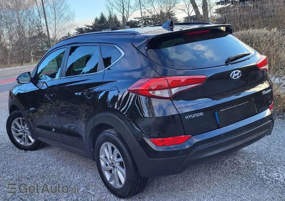 HYUNDAI Tucson Blue 1.7 CRDi 2WD Advantage
