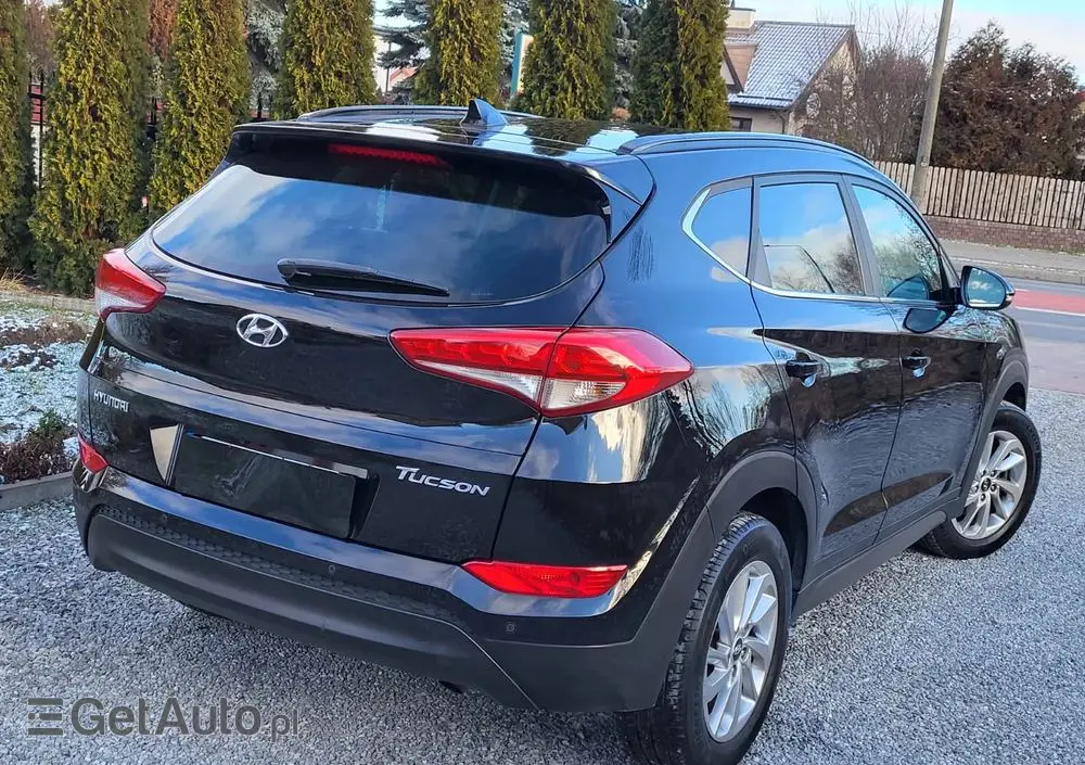 HYUNDAI Tucson Blue 1.7 CRDi 2WD Advantage