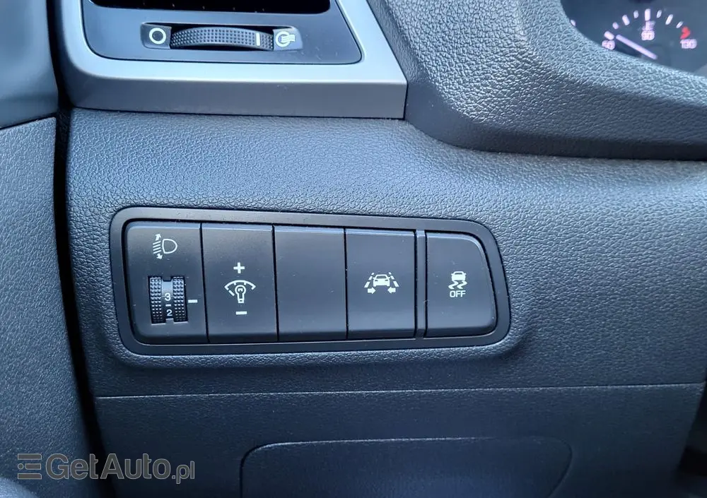 HYUNDAI Tucson Blue 1.7 CRDi 2WD Advantage