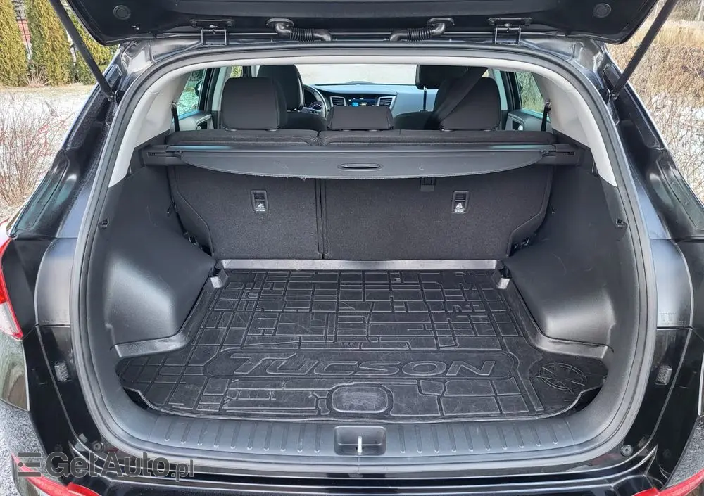 HYUNDAI Tucson Blue 1.7 CRDi 2WD Advantage