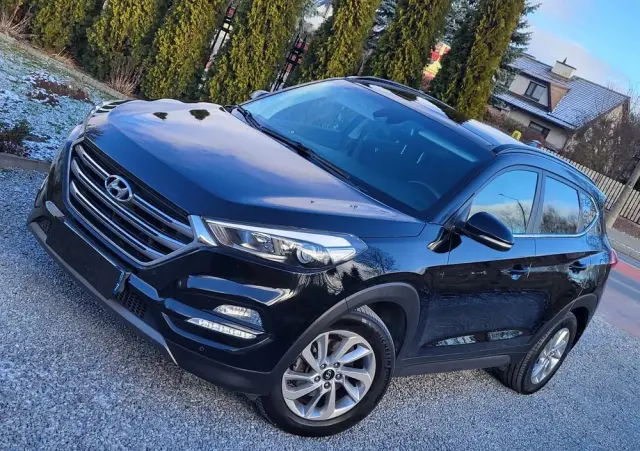 HYUNDAI Tucson Blue 1.7 CRDi 2WD Advantage