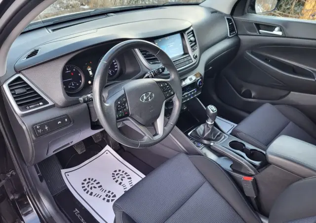 HYUNDAI Tucson Blue 1.7 CRDi 2WD Advantage