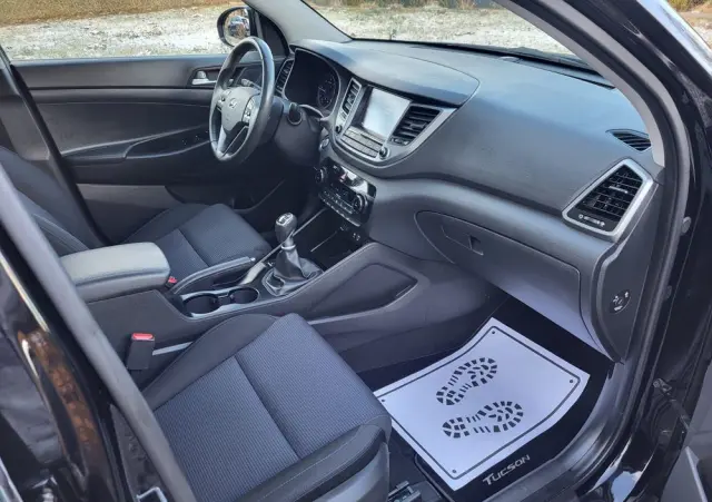 HYUNDAI Tucson Blue 1.7 CRDi 2WD Advantage