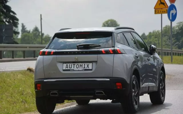 PEUGEOT 2008 1.2 PureTech Allure S&S