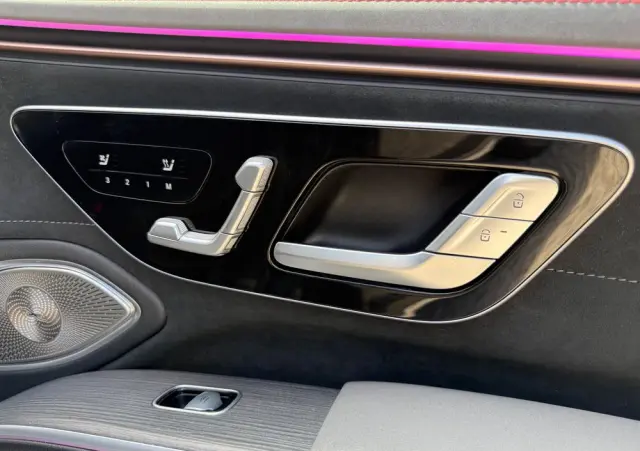 MERCEDES-BENZ EQS 450+ AMG Line